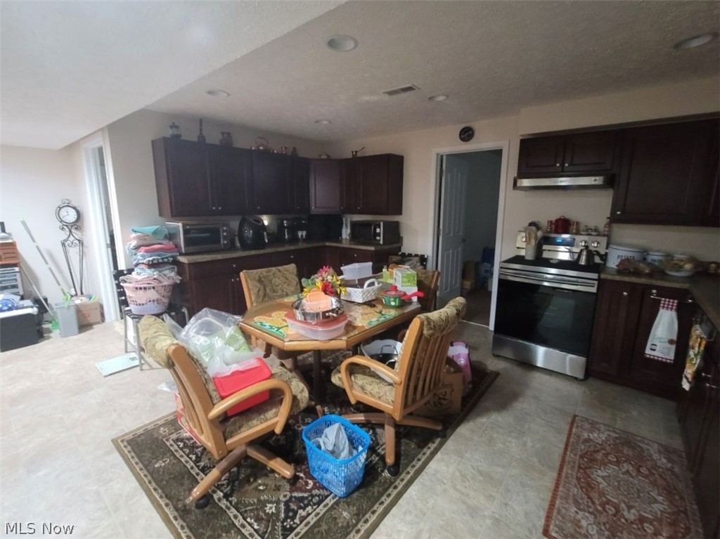 3343 Gated Court Avon OH 44011