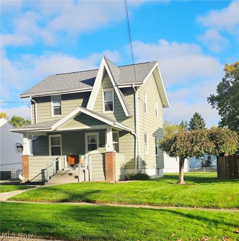 829 Broadway Street E Cuyahoga Falls OH 44221