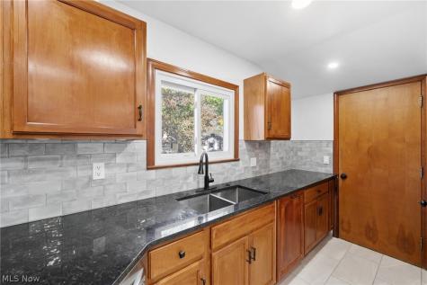 1908 Valley Road Cuyahoga Falls OH 44223