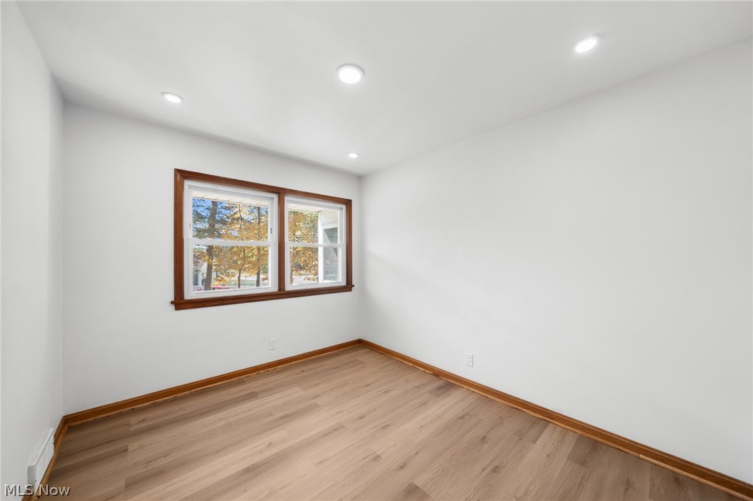 1908 Valley Road Cuyahoga Falls OH 44223