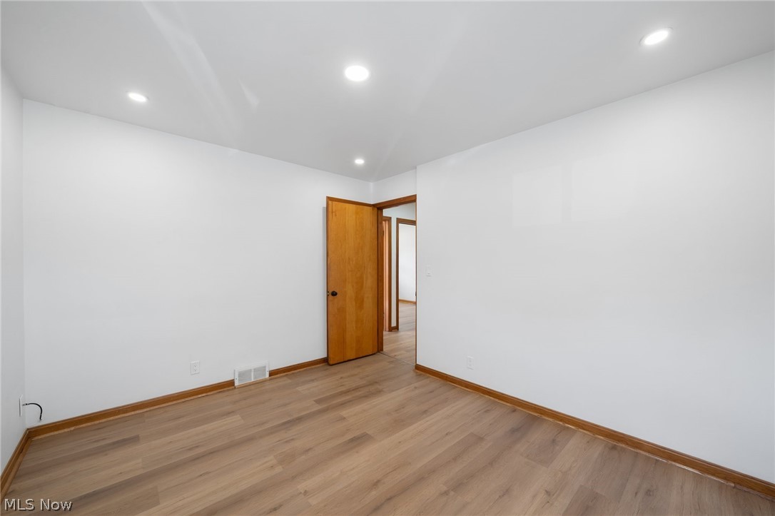 1908 Valley Road Cuyahoga Falls OH 44223
