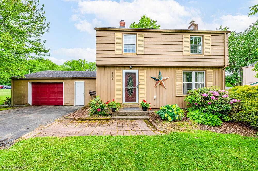 1059 E 6th Street Salem OH 44460