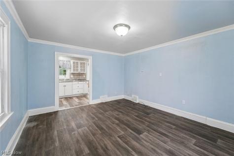 1476 Maplegrove Road South Euclid OH 44121