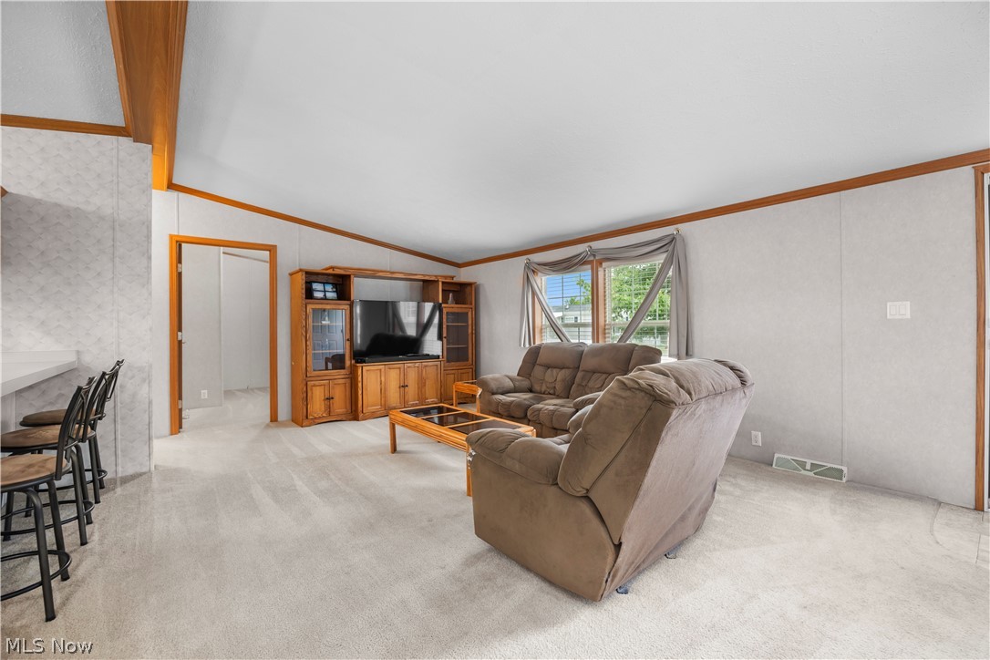 354 Pin Oak Circle Elyria OH 44035