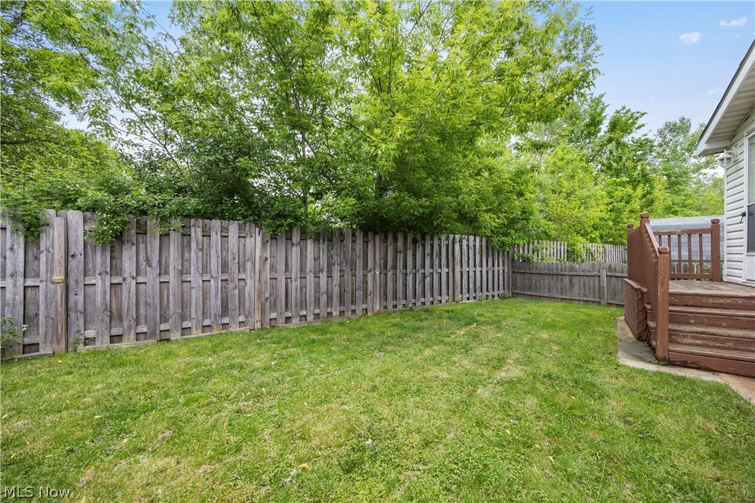354 Pin Oak Circle Elyria OH 44035