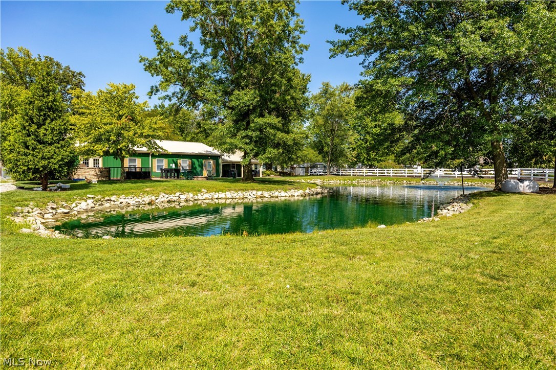 354 Pin Oak Circle Elyria OH 44035