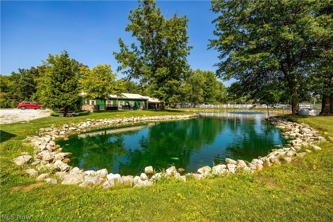 354 Pin Oak Circle Elyria OH 44035