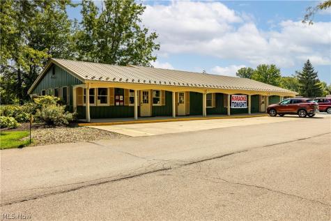 354 Pin Oak Circle Elyria OH 44035