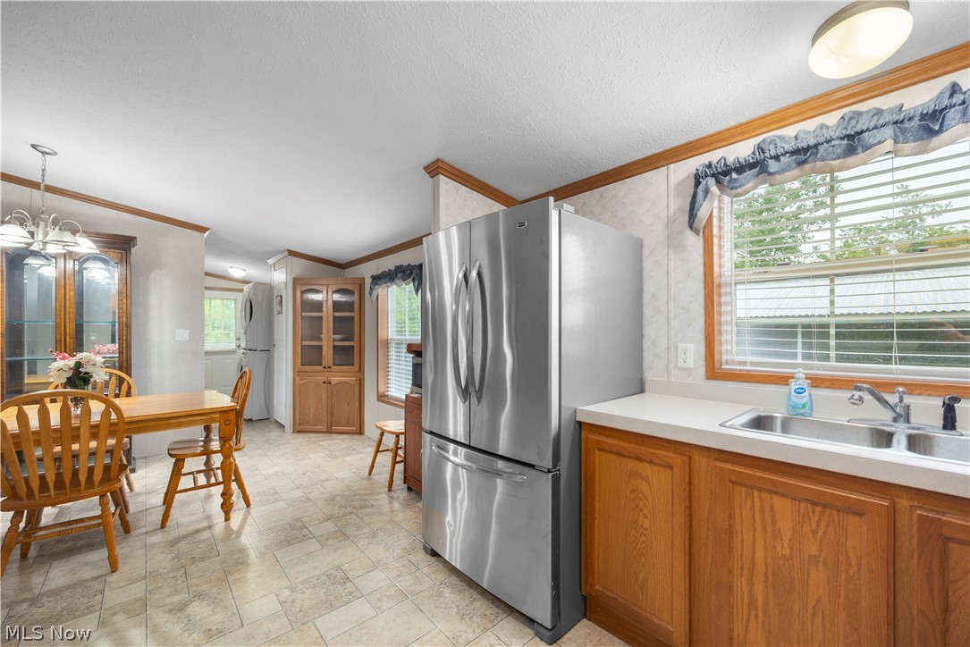 354 Pin Oak Circle Elyria OH 44035