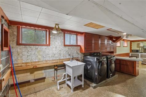 8310 Broadview Road Broadview Heights OH 44147