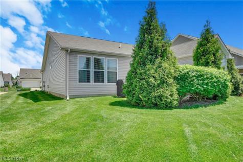 8024 Parkcroft Drive Mentor OH 44060