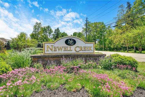 8024 Parkcroft Drive Mentor OH 44060