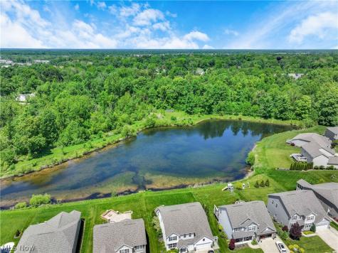 8024 Parkcroft Drive Mentor OH 44060