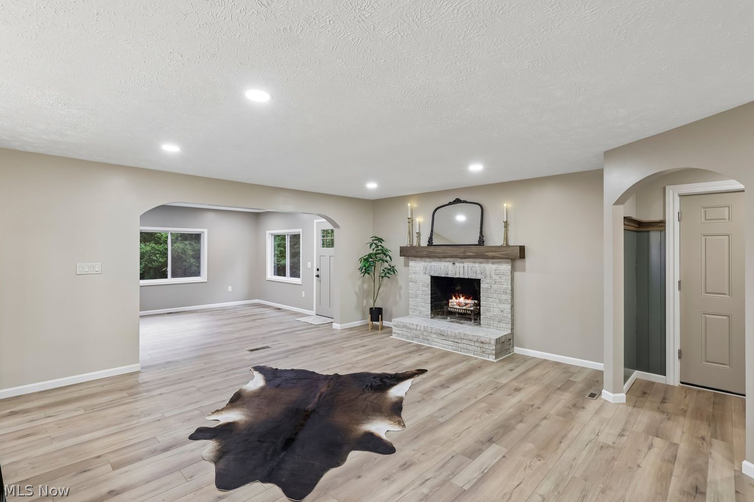 14170 Radcliffe Road Chardon OH 44024