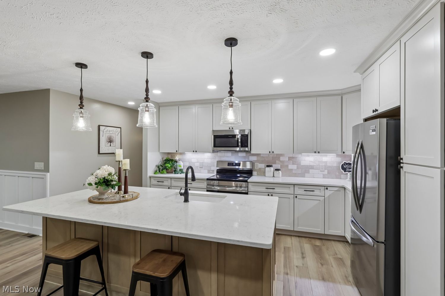 14170 Radcliffe Road Chardon OH 44024