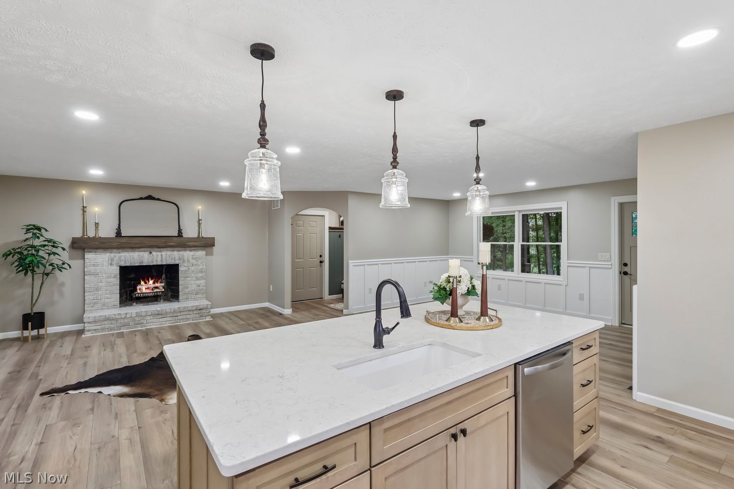 14170 Radcliffe Road Chardon OH 44024