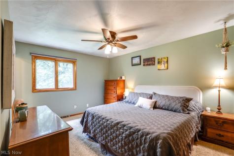 1204 Taplin Avenue New Franklin OH 44319
