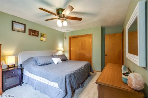 1204 Taplin Avenue New Franklin OH 44319