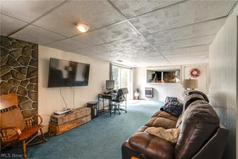 1204 Taplin Avenue New Franklin OH 44319
