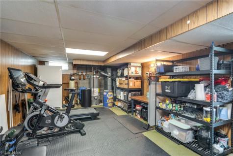 1204 Taplin Avenue New Franklin OH 44319