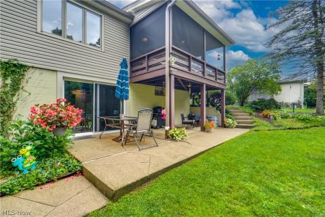 1204 Taplin Avenue New Franklin OH 44319