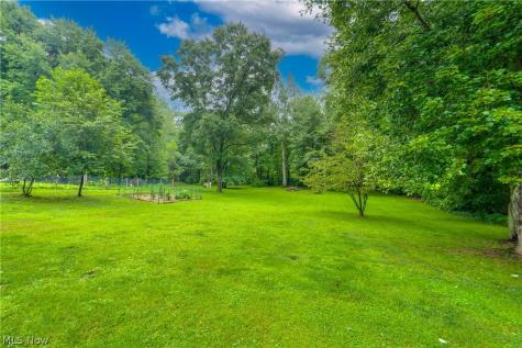 1204 Taplin Avenue New Franklin OH 44319
