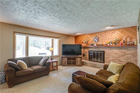 1204 Taplin Avenue New Franklin OH 44319
