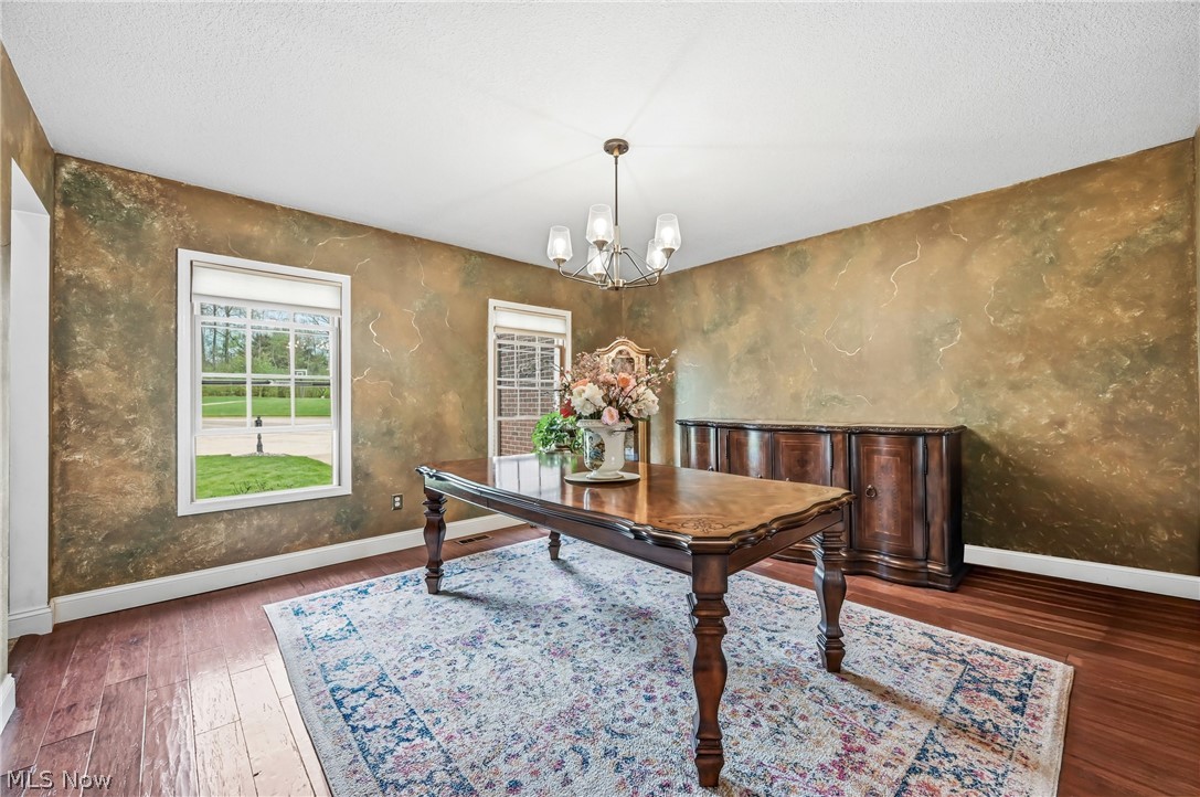 701 Ravine Drive N Mcdonald OH 44437