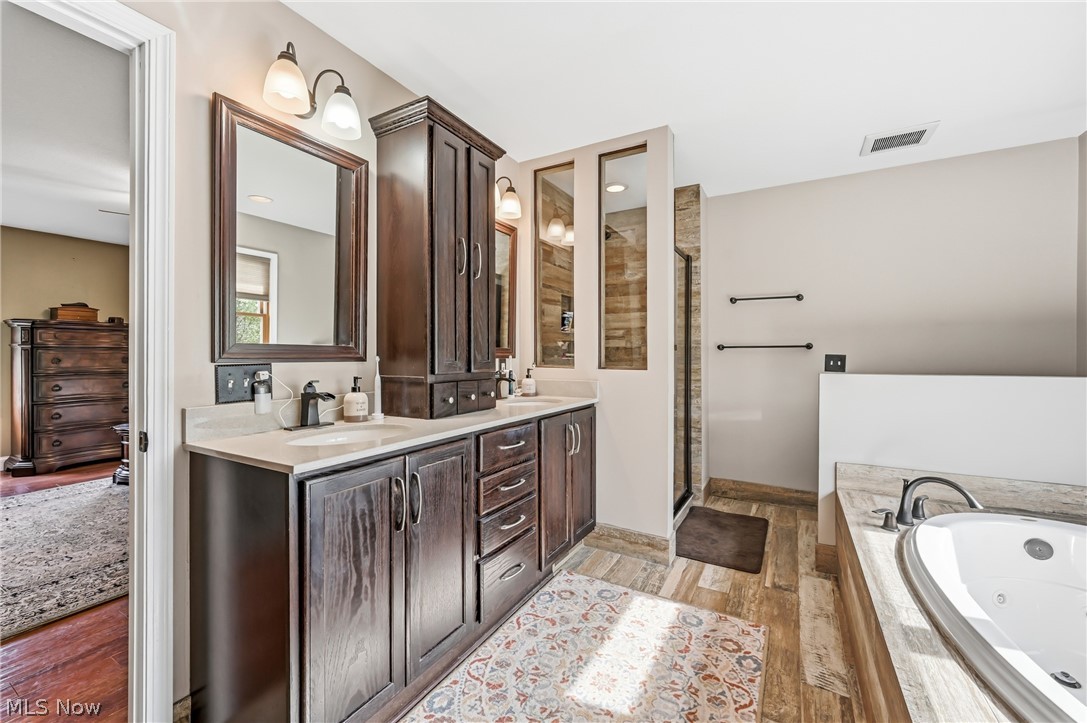 701 Ravine Drive N Mcdonald OH 44437