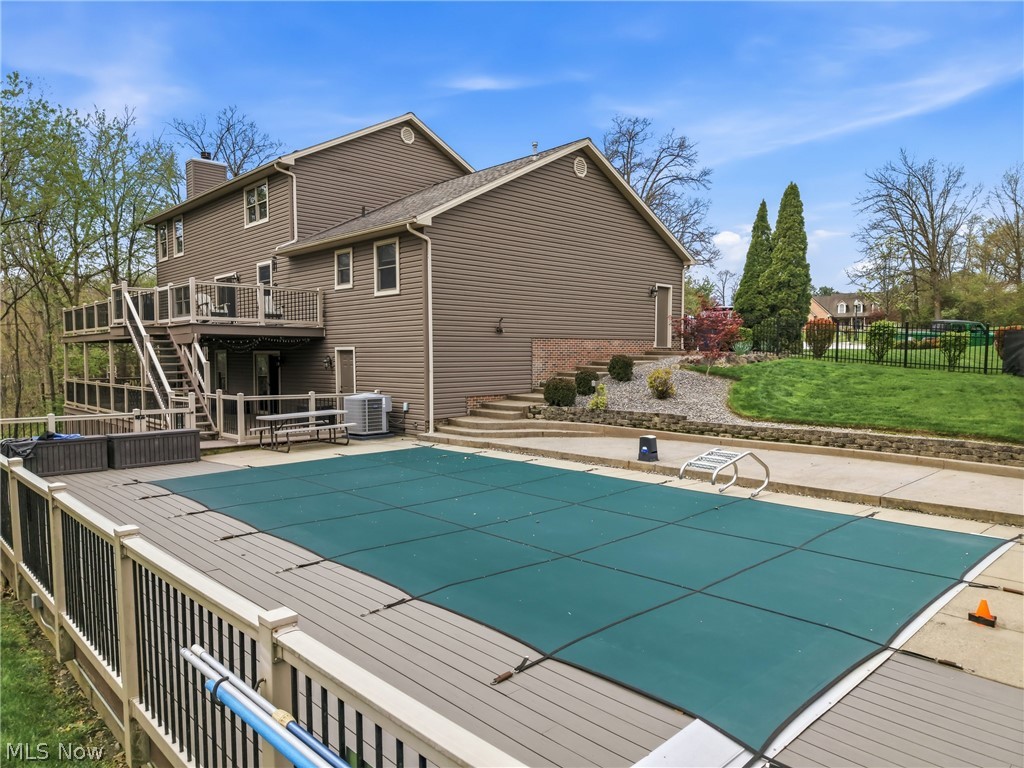 701 Ravine Drive N Mcdonald OH 44437
