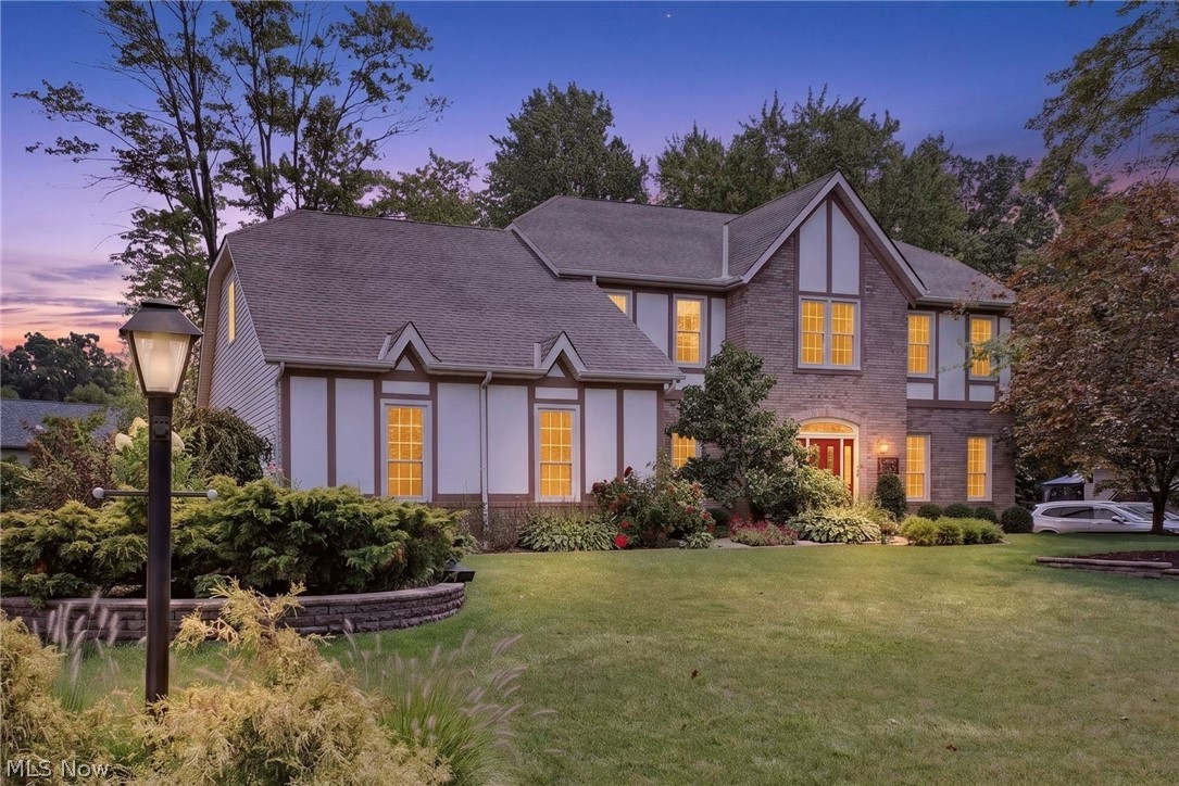 8753 Treetop Trail Broadview Heights OH 44147