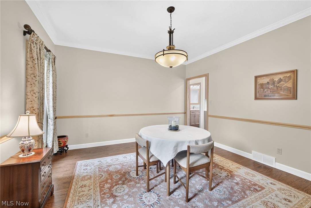 8753 Treetop Trail Broadview Heights OH 44147
