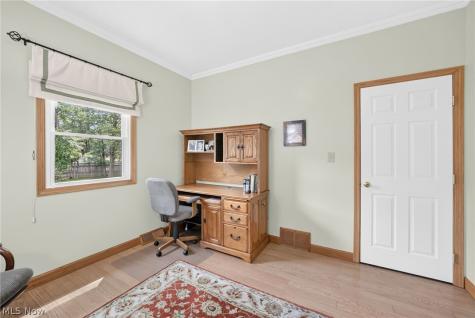 8753 Treetop Trail Broadview Heights OH 44147