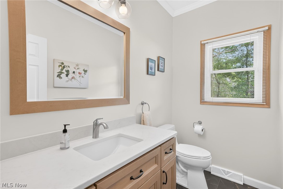 8753 Treetop Trail Broadview Heights OH 44147