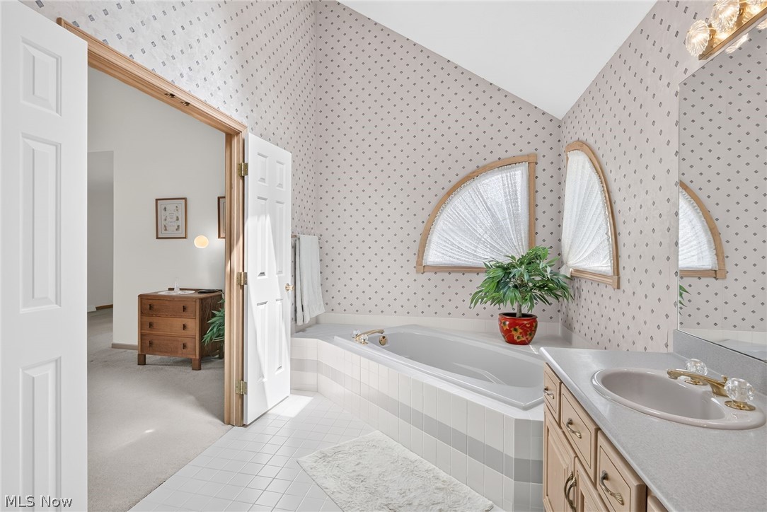 8753 Treetop Trail Broadview Heights OH 44147