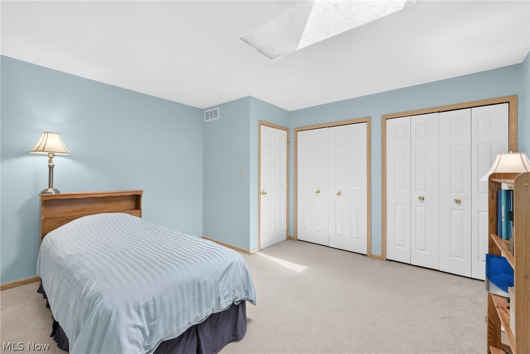 8753 Treetop Trail Broadview Heights OH 44147
