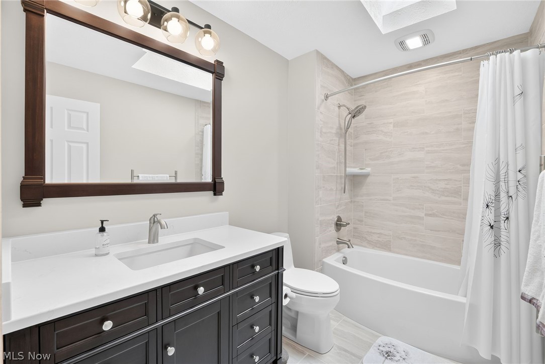 8753 Treetop Trail Broadview Heights OH 44147