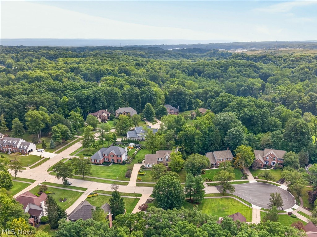 8753 Treetop Trail Broadview Heights OH 44147