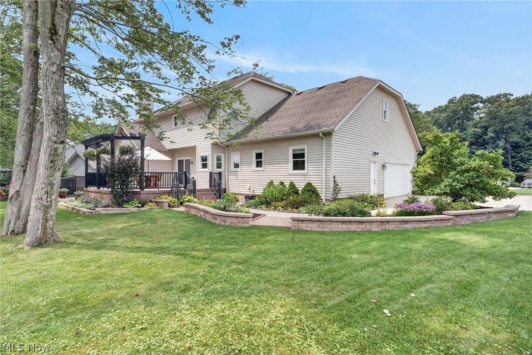 8753 Treetop Trail Broadview Heights OH 44147