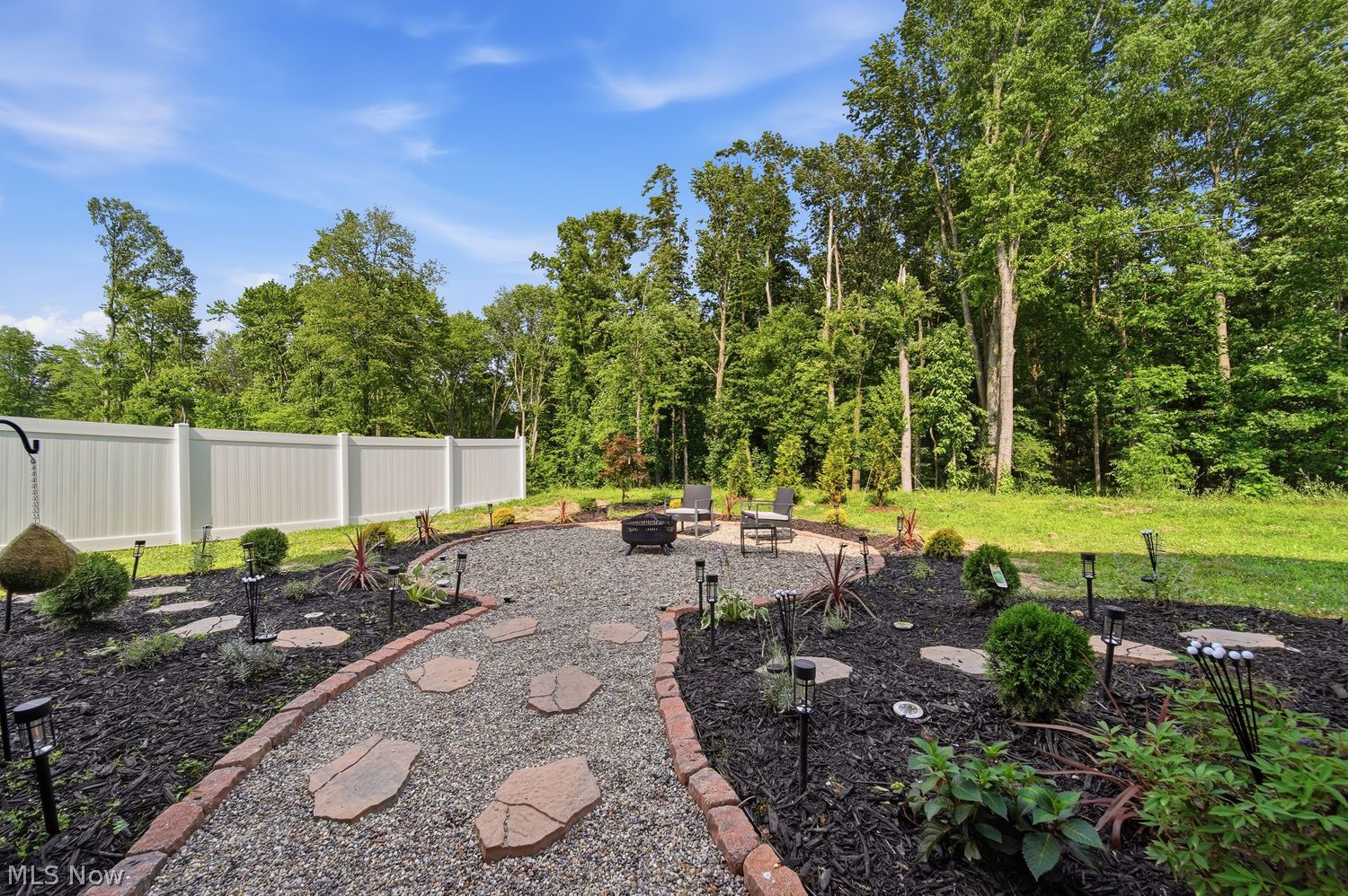 3405 Buckeye Trail Uniontown OH 44685