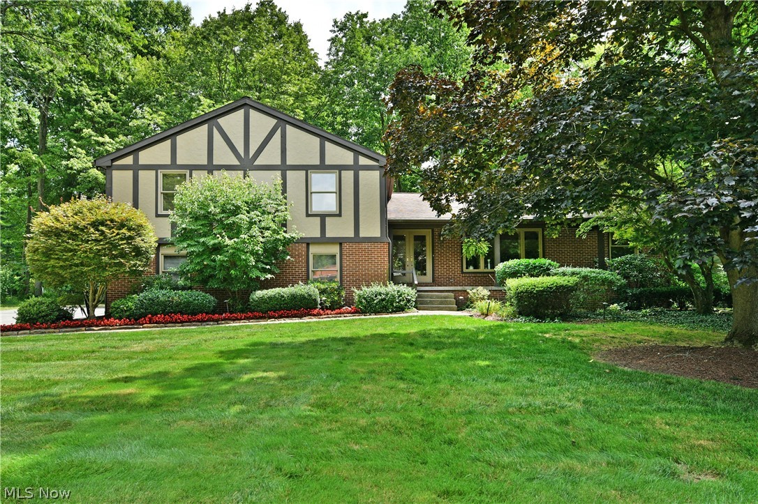 5597 Engleton Lane Girard OH 44420