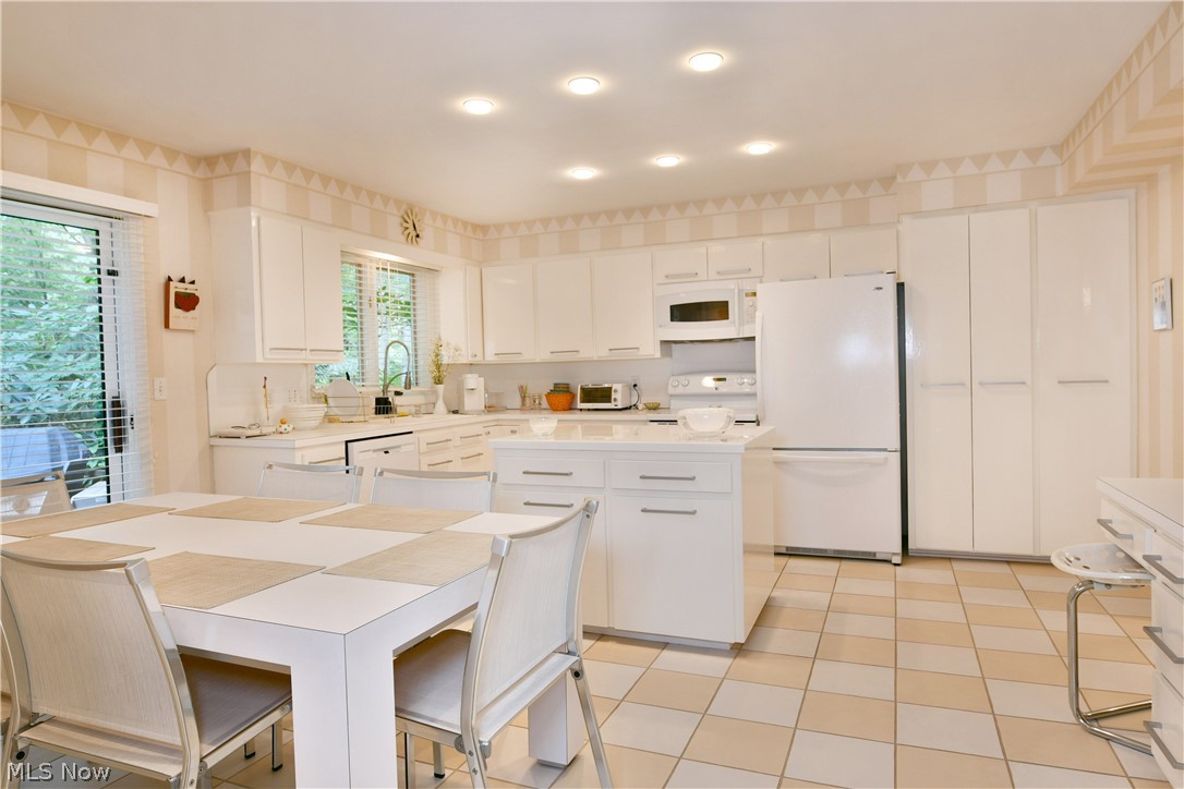 5597 Engleton Lane Girard OH 44420