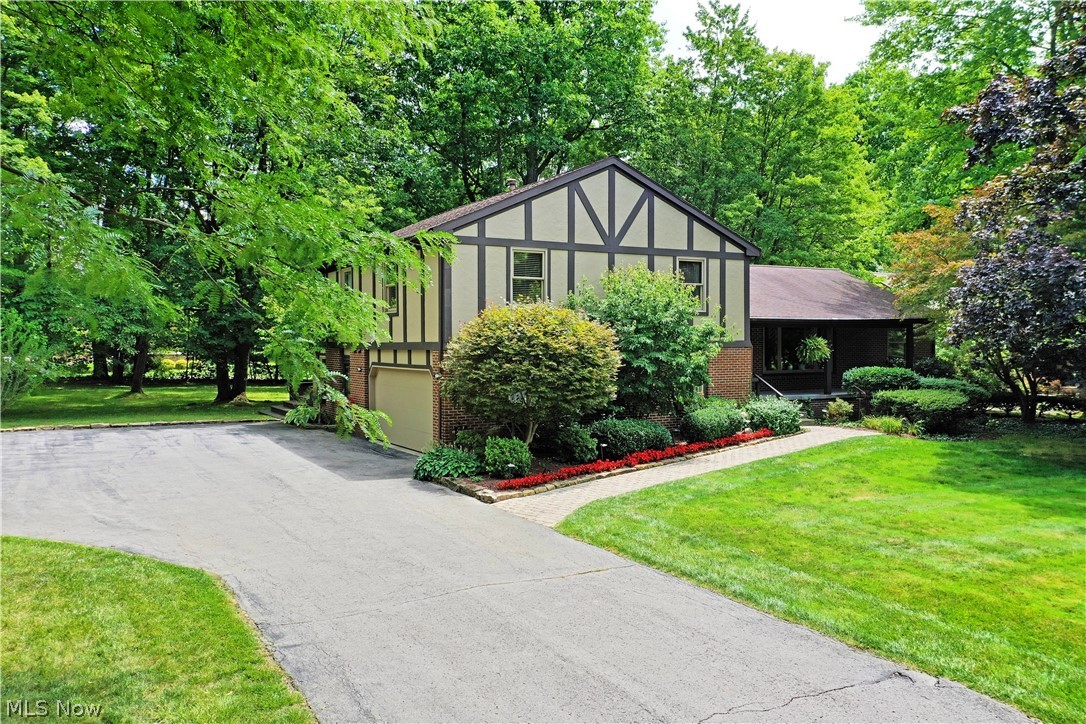 5597 Engleton Lane Girard OH 44420