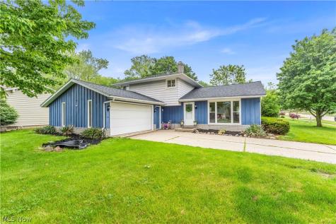 891 Pepperwood Drive Brunswick OH 44212