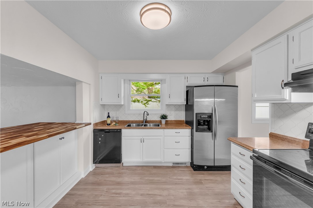 891 Pepperwood Drive Brunswick OH 44212
