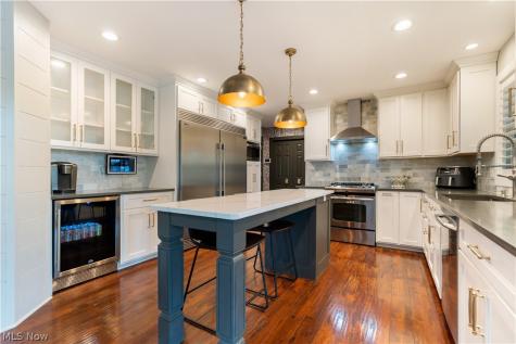 1387 Walnut Ridge Drive Uniontown OH 44685