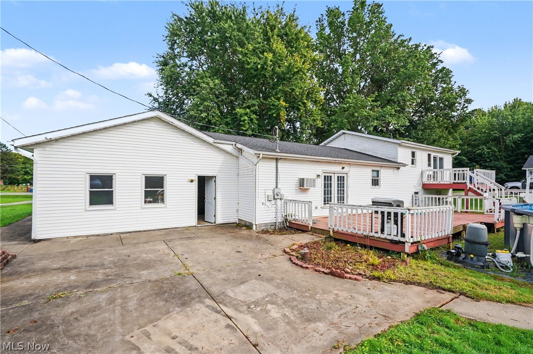 11860 Columbiana Canfield Road Columbiana OH 44408