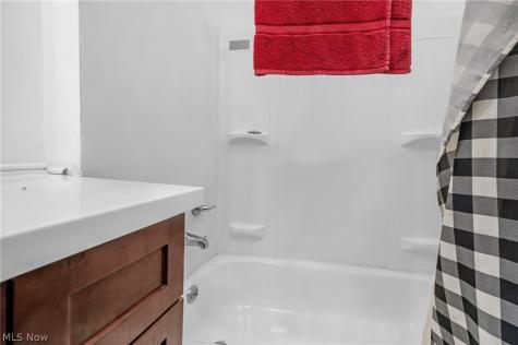3208 E 66th Street Cleveland OH 44127