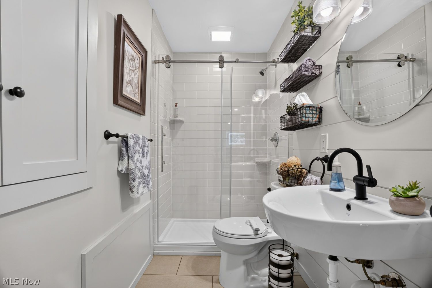 8446 Rockspring Drive Chagrin Falls OH 44023