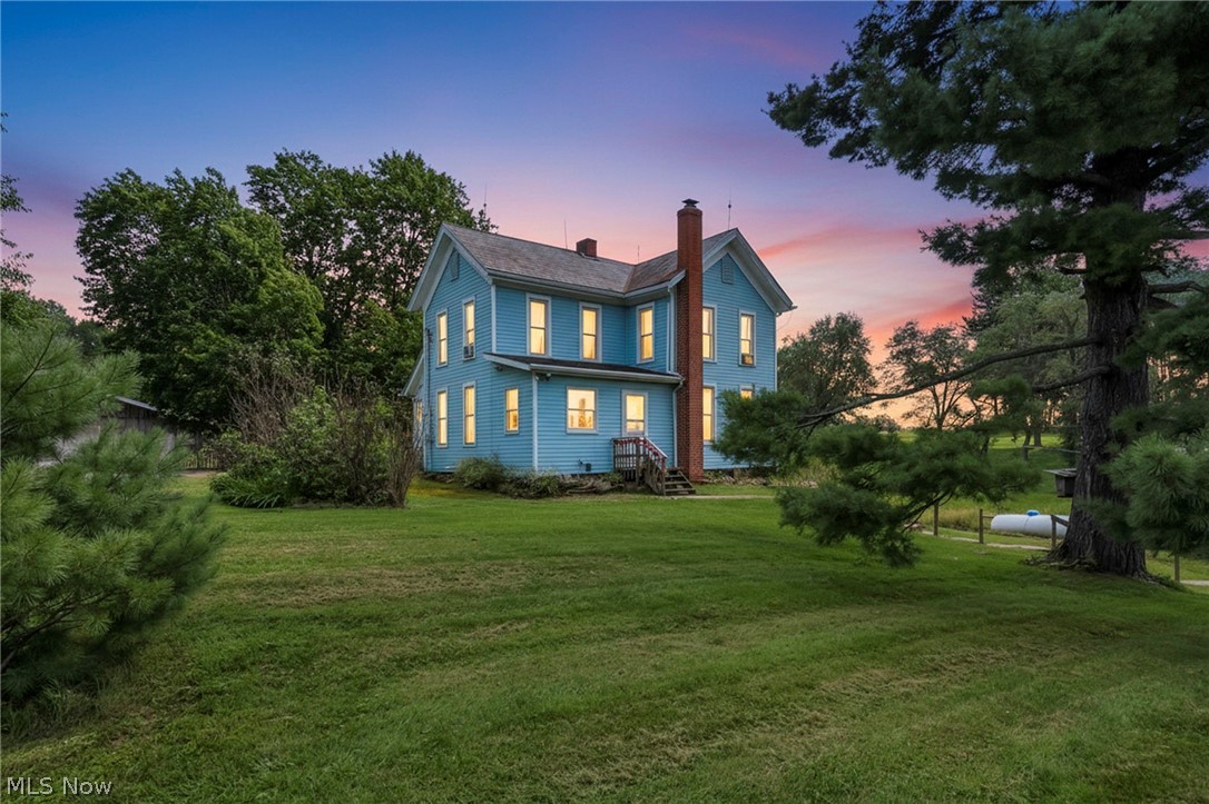 6012 Apollo Road NE Salineville OH 43945